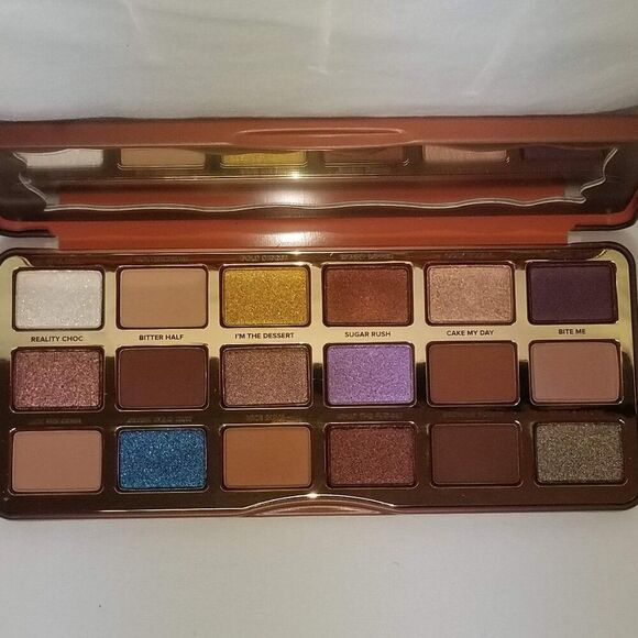 Too Faced - Better Than Chocolate Eyeshadow Palette - Picture 9 of 12